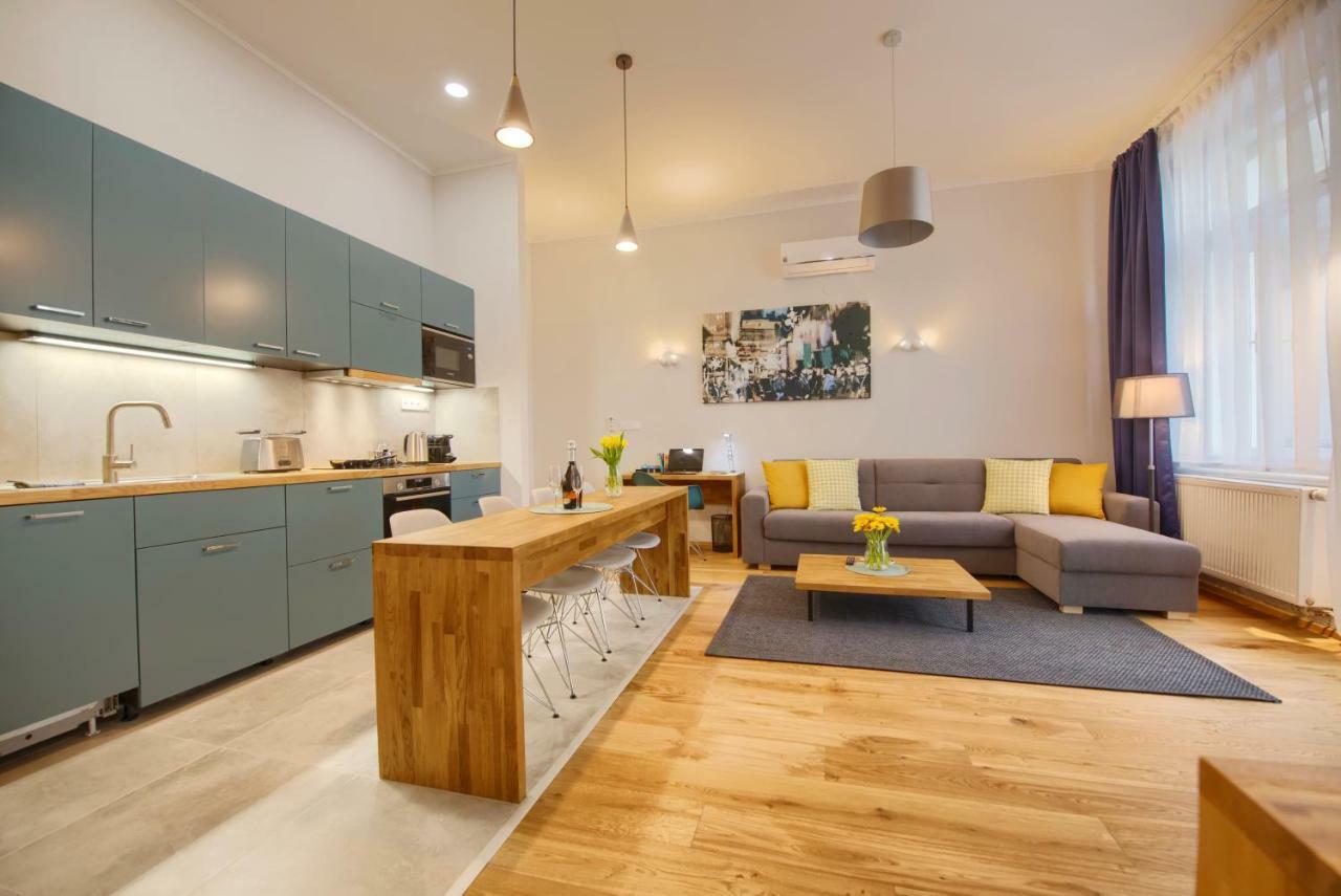 Residence Karolina Прага Экстерьер фото